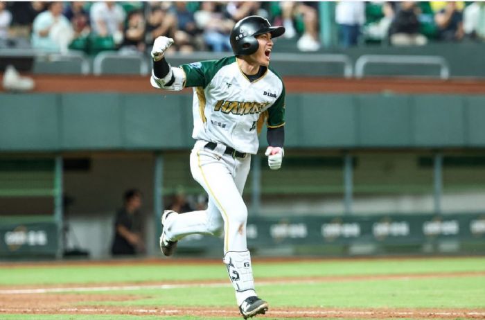 林家鋐9局下轟再見長打　台鋼雄鷹驚險逆轉擊退中信兄弟