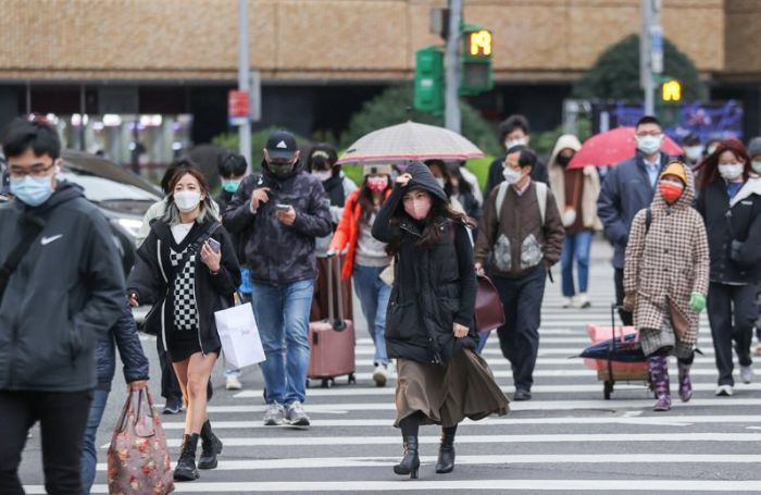大陸冷氣團南下，北台灣預計周六清晨氣溫降至10度左右