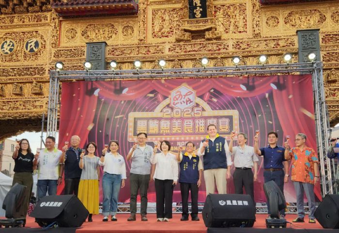 2025屏東黑鮪魚季盛大美食宴席，熱鬧百桌重現紅寶石歌廳風華