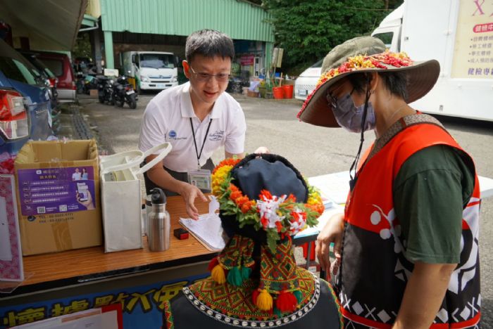霧台鄉母親節健康嘉年華：照顧偏鄉媽媽，共同守護健康與勞工權益