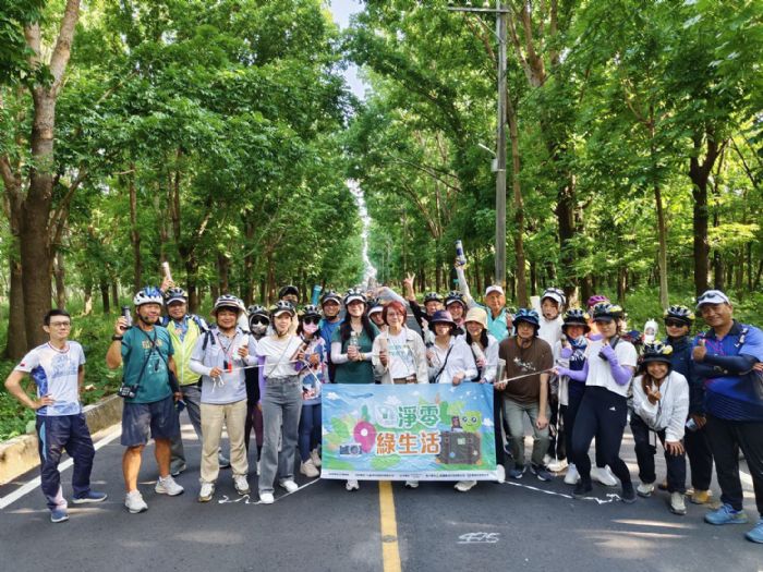 打造南臺灣綠色旅遊示範帶，串聯大武山與大鵬灣，綠意盎然的旅程