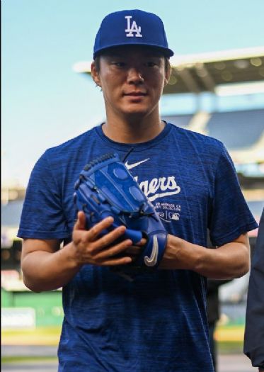 村上宗隆赴大聯盟倒數？與山本由伸東京密會　被疑「道奇招募啟動」引爆熱議