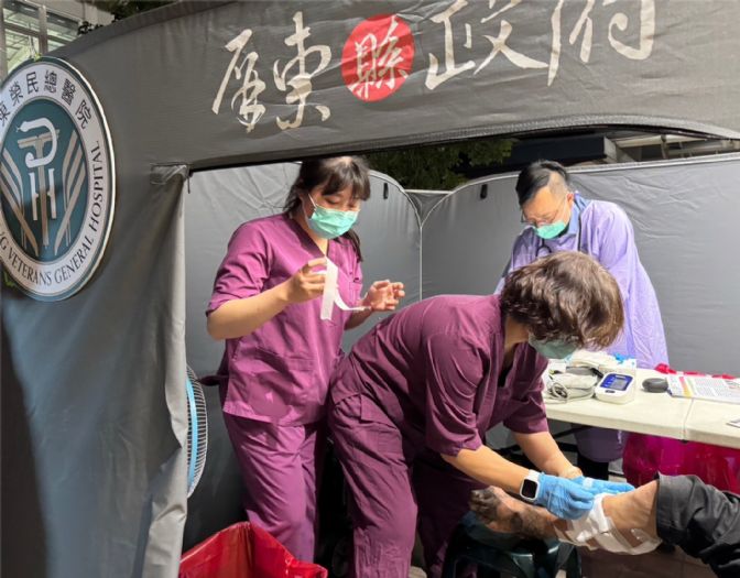 屏東縣政府攜手屏東榮總，關愛街友醫療外展服務全面啟動