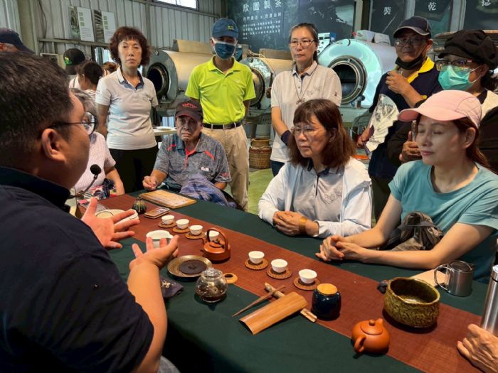 山茶香與學習熱情齊聚！茂林環教中心推動高雄區導覽專業現地培訓
