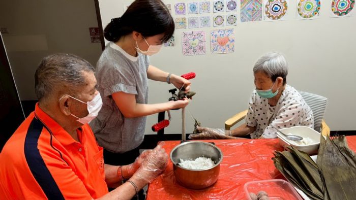 溫暖陪伴不孤單，家庭托顧讓長輩安心、家屬放心