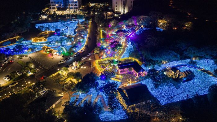 恆春半島最亮的冬夜舞台！四重溪溫泉季11/21開幕派對，國際馬戲演出、百人踩街打造11月最強的屏東冬季慶典