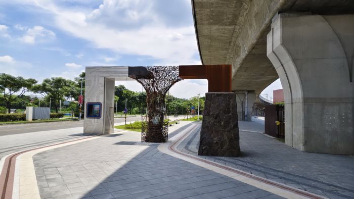 2025屏花漾市集浪漫登場,萬倉街鐵橋下化身城市花漾新地標 2025屏花漾市集浪漫登場,萬倉街鐵橋下化身城市花漾新地標