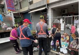 把握雨後 48 小時黃金期，屏東縣全面啟動清消行動防堵登革熱