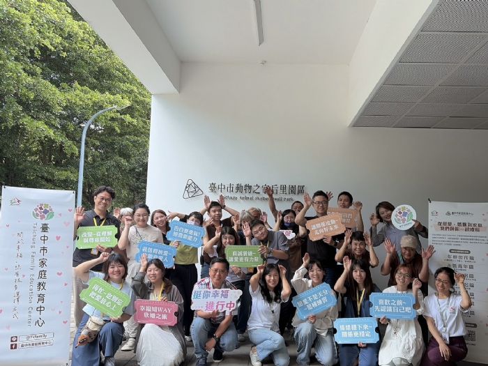 毛孩陪伴學會愛，臺中動物之家打造年輕世代情感教育暖心課程