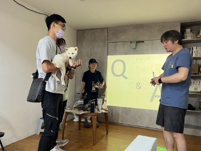 攜手打造和諧人犬生活,台灣攜旺浪犬教育協會與動保處共同開辦犬隻行為訓練課程 攜手打造和諧人犬生活,台灣攜旺浪犬教育協會與動保處共同開辦犬隻行為訓練課程