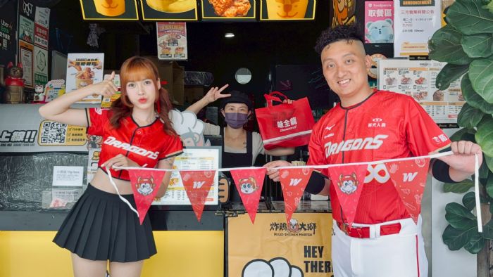 味全龍封王喜悅走進城市日常，味全龍應援店逾70家推出優惠同慶