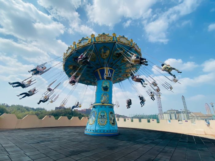 企業家庭日市場升溫，義大遊樂世界迎中鋼親子日，3,000人共度白色情人節