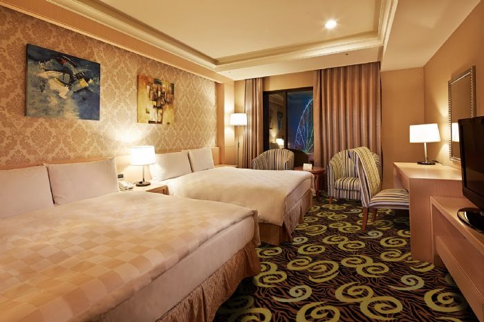 十月連假來Chill一波，義大天悅飯店住房優惠與萬聖親子活動同步登場