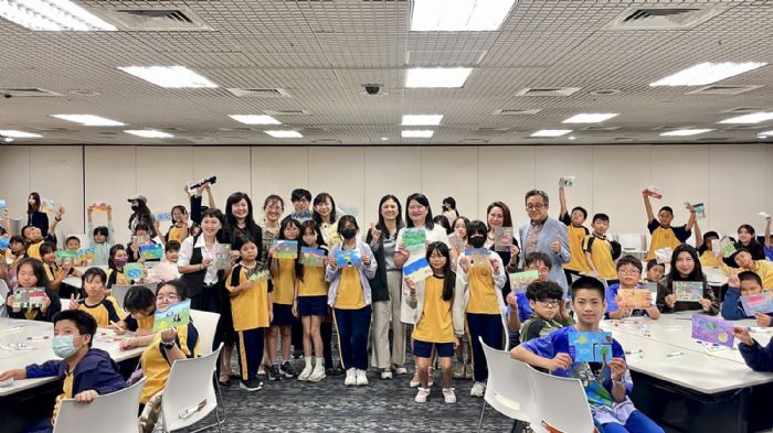 藝術教育十年有成！「2025 ART TAIPEI藝術教育日」啟動，學童共創空間美學、體驗國際藝術盛宴