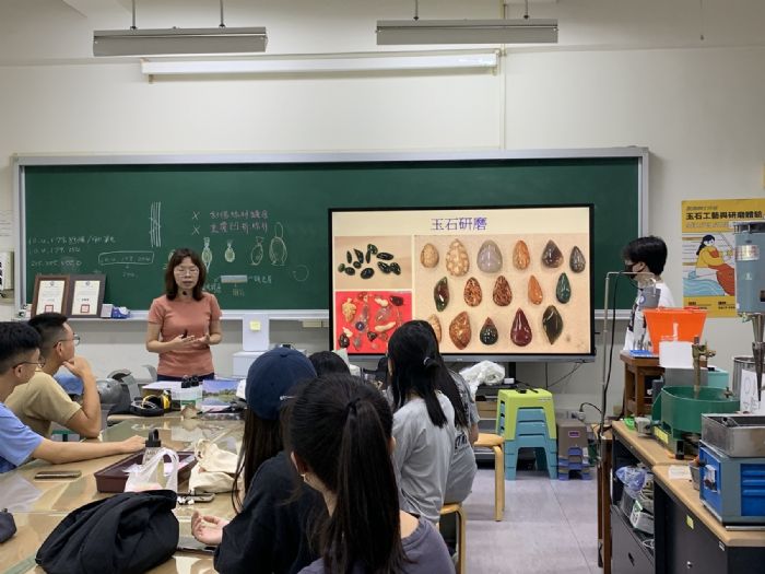 教育部攜手大學推動美感素養先修課程，讓藝術走進生活，助高中生自信迎向大學新章