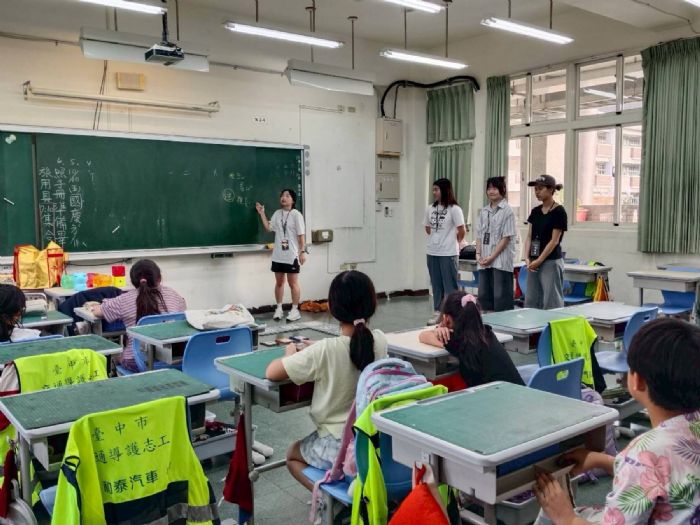 法治教育走入校園與社區，教育部攜手18所大學推動法律服務學習