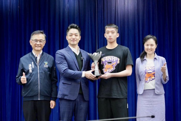 南湖高中歡慶24週年校慶！橙堡綻放光彩，愛與夢交織出青春樂章