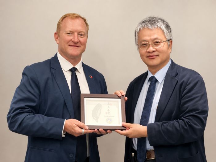 臺美攜手培育科技新世代，普渡大學訪教育部深化半導體與AI合作