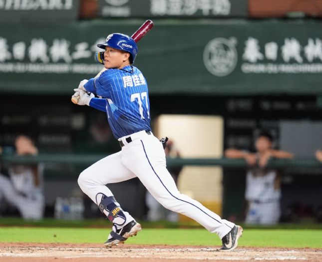 曾峻岳九局10球完美投球、十局續寫零失