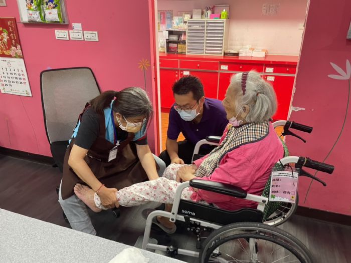 投入長照最高領10萬8千元補助，高市照服員訓練專班陸續招生中