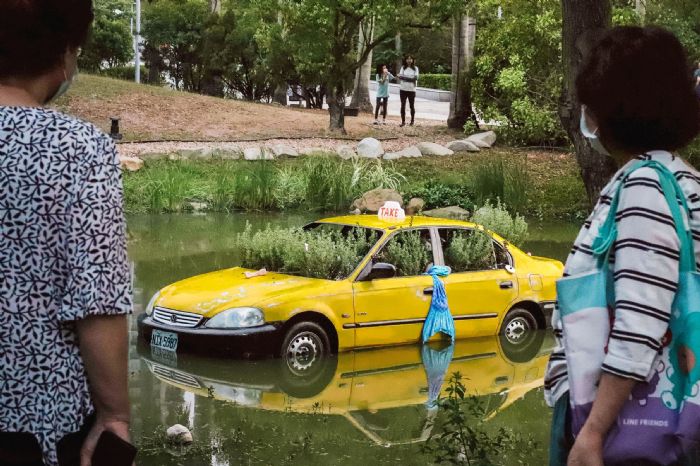 與高美館戶外園區交融！從MV、卡牌到藝術創作，重新定義你的生活電力學 《奧拉之城 III — 未來已讀》4/3盛大登場