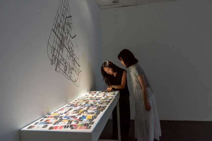 跨越語言的距離，成為彼此的風景，高美館KSpace新展《長野櫻子：風景／身體／語言之間》開展