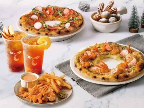 美味中空花圈披薩！聖誕花圈脆皮雞，口感豐富有料