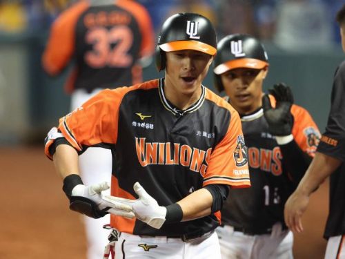 延長賽超前兩分砲  陳傑憲率獅擊倒中信兄弟