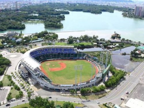 台鋼雄鷹首戰移師新莊球場，洪總期盼提前進入澄清湖練球