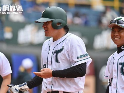 張肇元競爭成為雄鷹隊主力捕手  盼與林岱安在台南一同擔任捕手