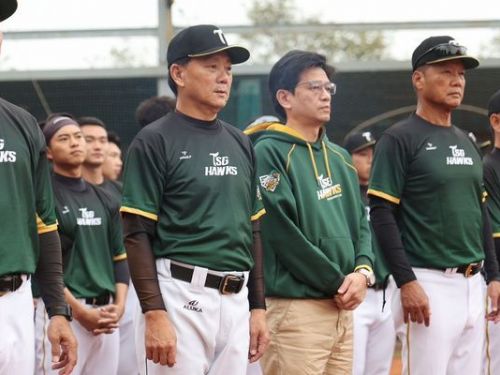 台鋼雄鷹，迎接新年新希望，洪一中預測將奪得總冠軍