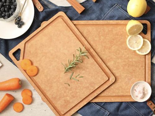 如何避免砧板發霉？4種材質的砧板保養與清洗方法大公開！