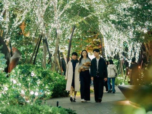 草悟聖誕村盛大開幕! 草悟廣場聖誕小屋點亮節慶氛圍