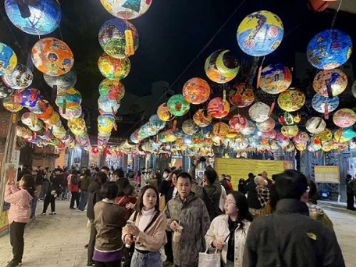 漫步台南蛇宓隆好玩 加開新春城市導覽服務