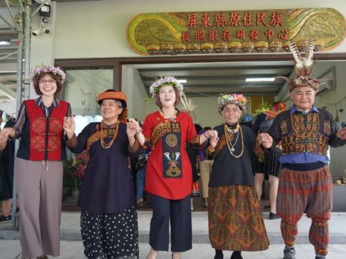 【萬巒鄉新置社區發展協會據點揭牌】