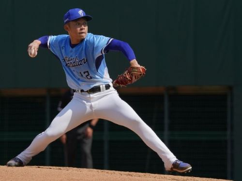 富邦悍將與台鋼雄鷹交手結束，展現全力以赴的精神