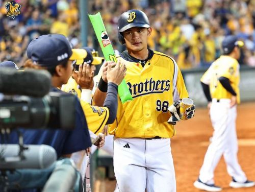 中信兄弟「品客FUN－開罐.歡呼.全壘打！」主題週活動開跑 勇奪勝利