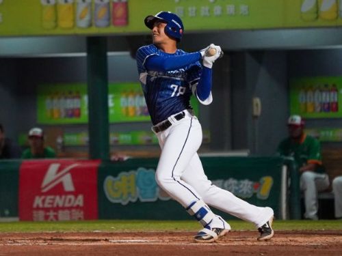 富邦悍將作客台南完封統一獅，道鉑戈初登板奪勝利