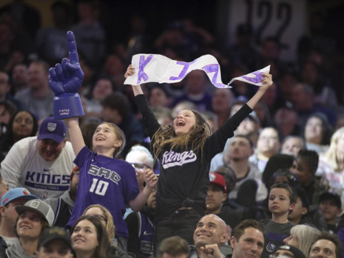 國王重返季後賽！終結17年荒蕪之旅