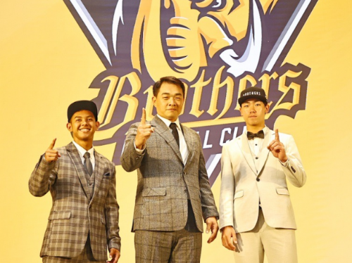 中信兄弟選秀：選進即戰力外援林暉盛與迷你球員胡孟智，展現冒險精神與對未來的信心