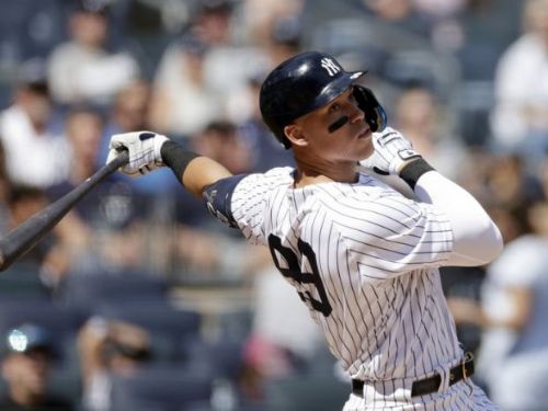 法官在他的職業生涯中達成了第30場雙響炮，洋基客場擊敗藍鳥。