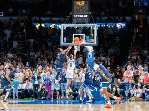 灰狼奇蹟逆轉，延長賽擊敗雷霆迎來勝利