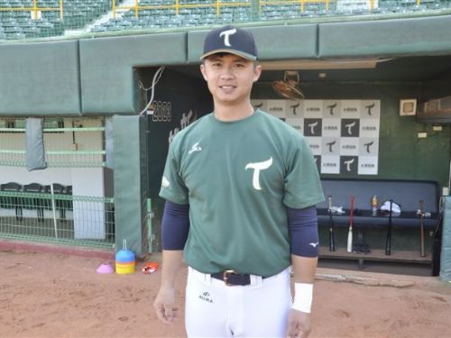 吳明鴻戰力外後盼望與台鋼雄鷹共闖台灣大賽