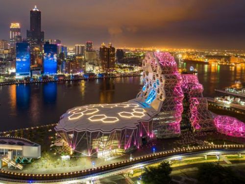 旅行台灣首選高雄  海內外網紅、藝人、觀光客激推稱讚