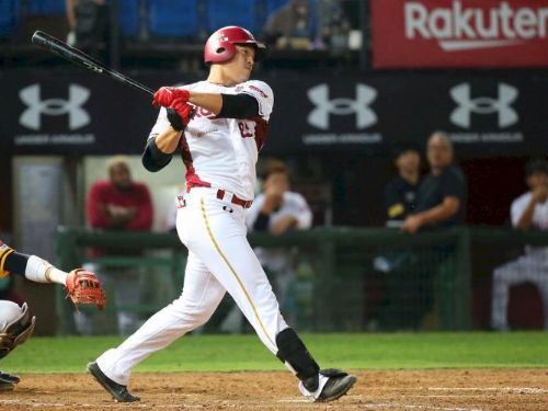 朱育賢單場雙響炮擊退兄弟，陳禹勳達人生中繼紀錄！