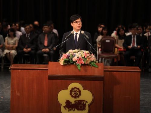 112學年新卸任校長布達暨交接典禮 陳其邁勉勵秉持初心為高雄教育打拚