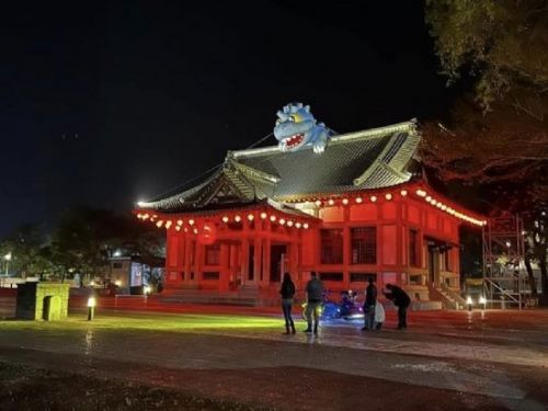 高雄旗山展現光影藝術之美，大型「玉蕉龍」驚艷登場