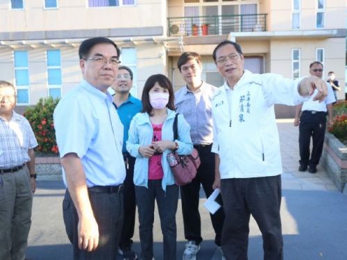 蘇清泉偕同環境部長彭啟明 赴小琉球解決垃圾清運困境