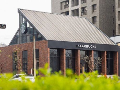 星巴克湖口竹笪門市：3/16盛大開幕，融入曬米粉架特色，新竹必訪之選