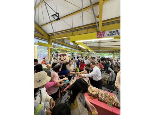 屏東縣政府與農會攜手，帶來屏東鳳梨盛宴！